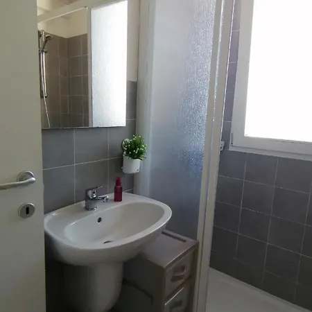 Appartamento Penthouse Mit Meerblickterrasse Und Schloss