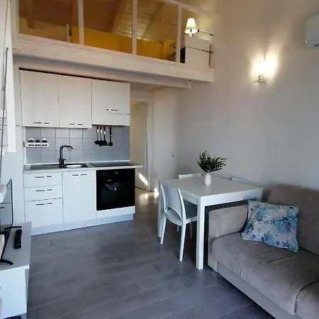 Penthouse Mit Meerblickterrasse Und Schloss *